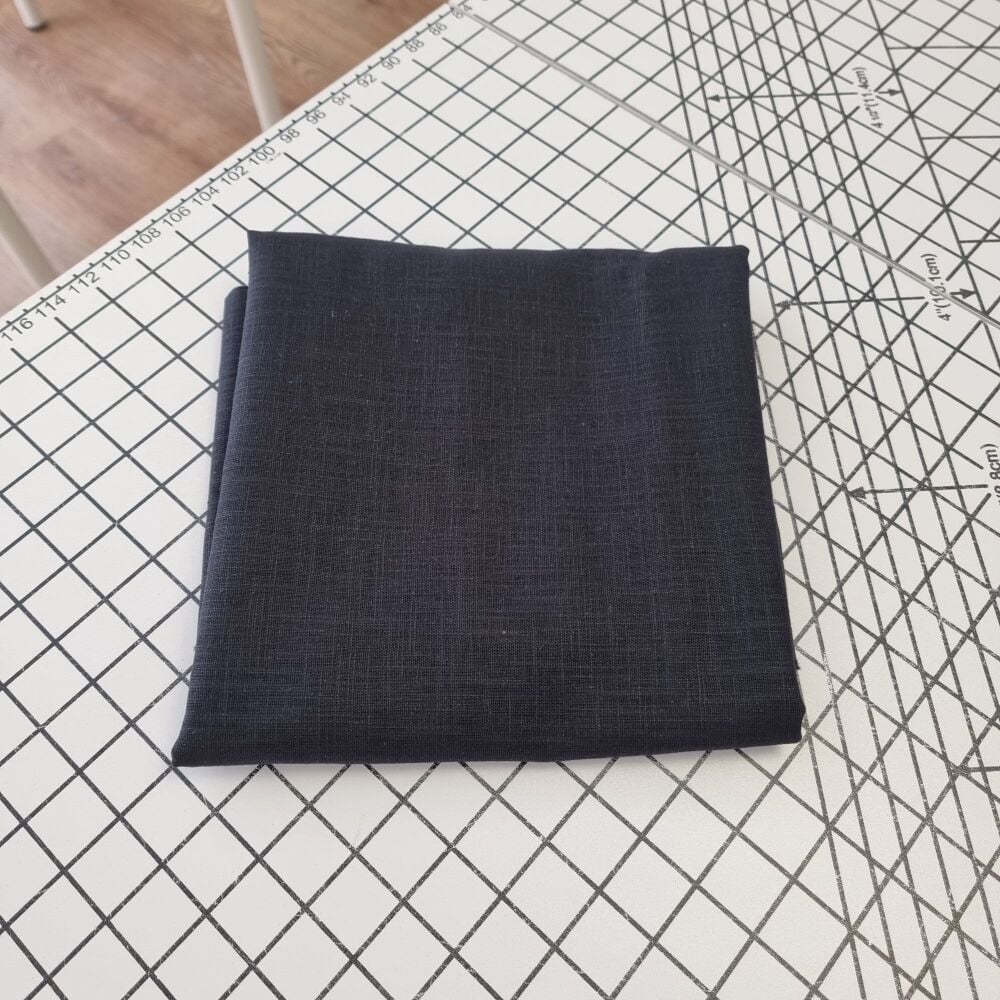 Black Linen - REMNANT - 116cm x 140cm