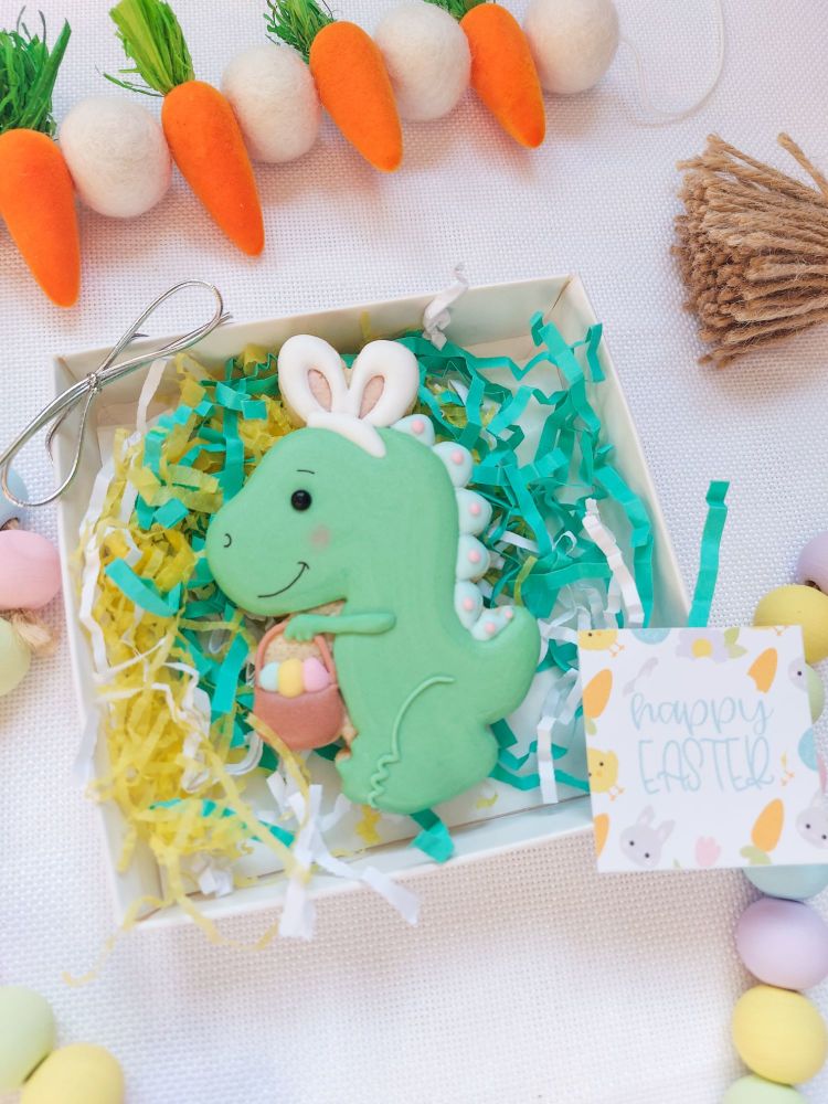 Dino-bunny cookie