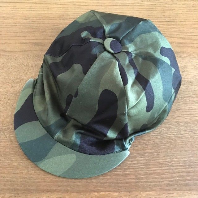 Riding Hat Silk, Camouflage