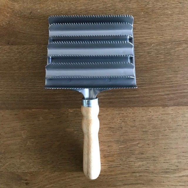 Curry Comb, Metal with Wooden Handle
