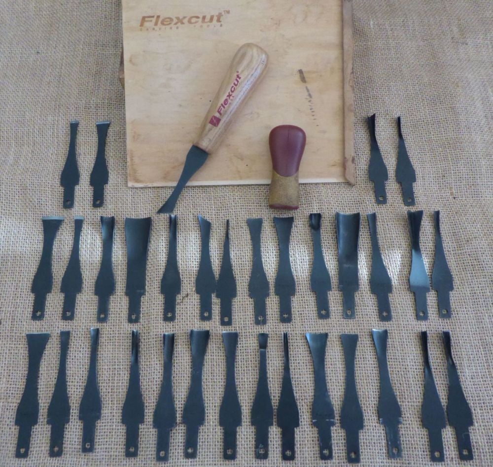 Flexcut Wood Carving Set With 33 Cutters