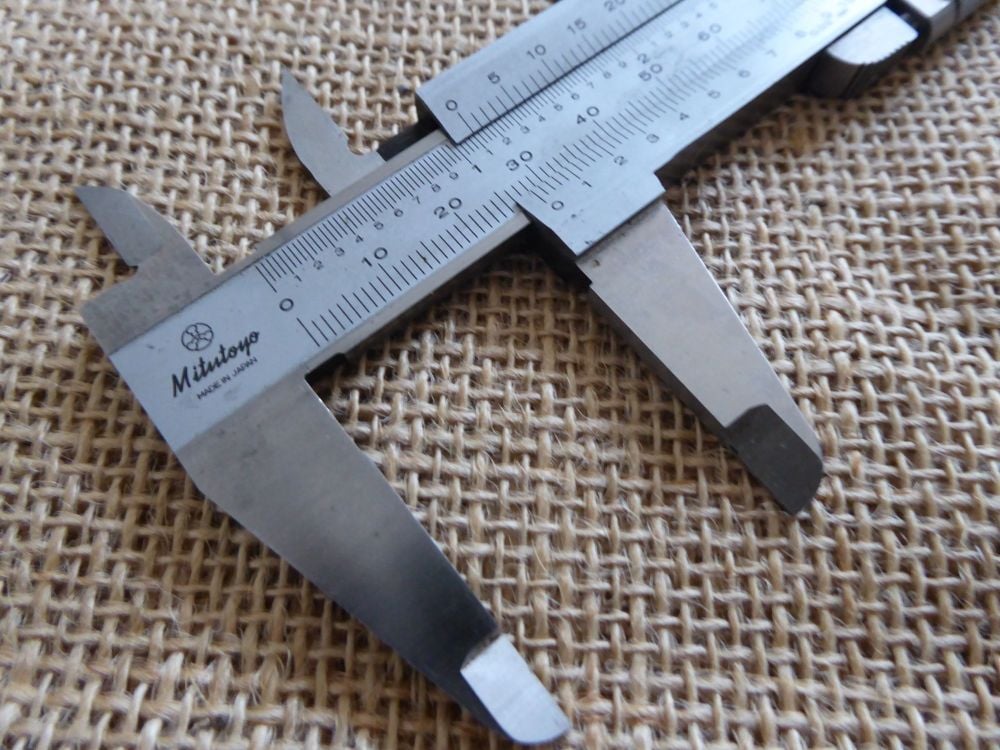 Mitutoyo 6" / 150mm Vernier Caliper - Made In Japan