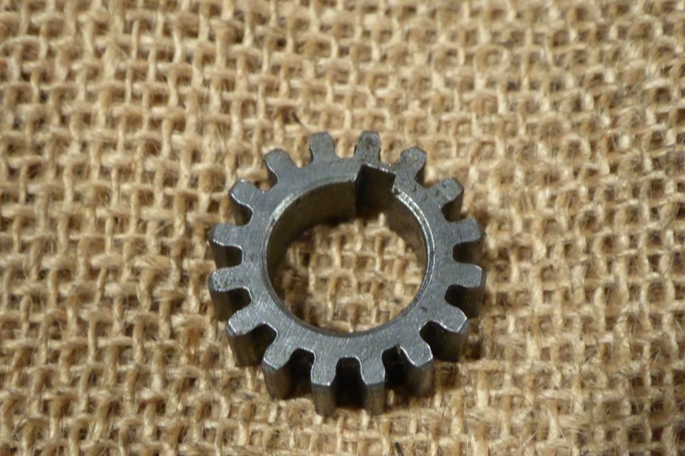 Boxford Lathe Change Wheel / Change Gear: 16 Tooth