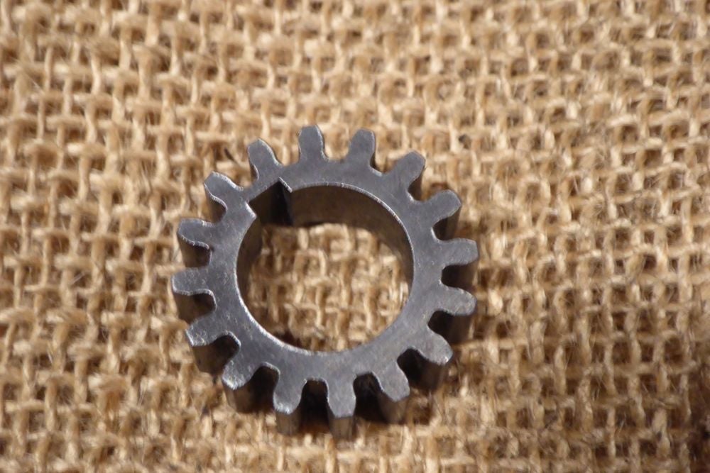 Boxford Lathe Change Wheel / Change Gear: 16 Tooth