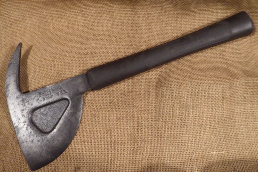 Elwell 27N/1 1945 Broad Arrow Marked Escape Axe - WWII - R.A.F