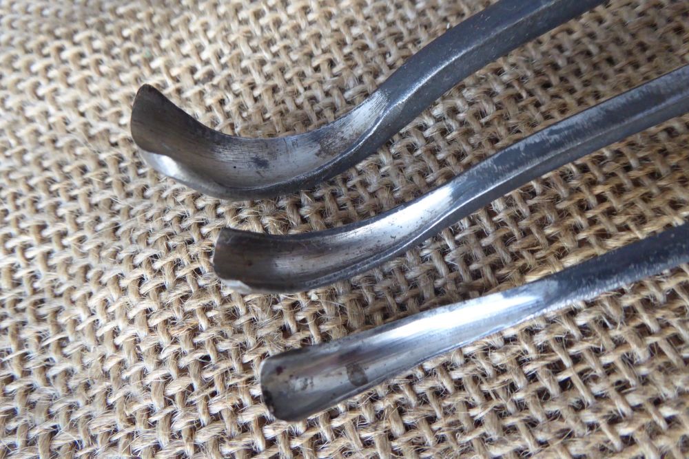 3 x Vintage A Hildick Spoon Bent Carving Gouges - Broad Arrow Marked 1954 / 56