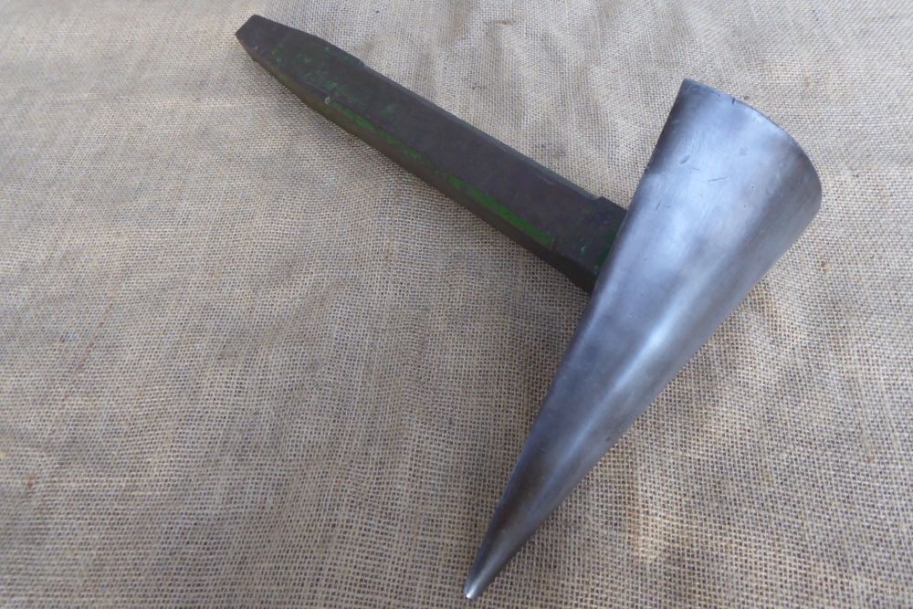 Blacksmiths 10" Funnel Stake / Metal Forming - Anvil / Swage Tool - 9.2kg
