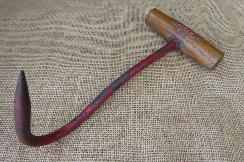 A. Morris Tool - Vintage Weeding Hook / Gardening Tool