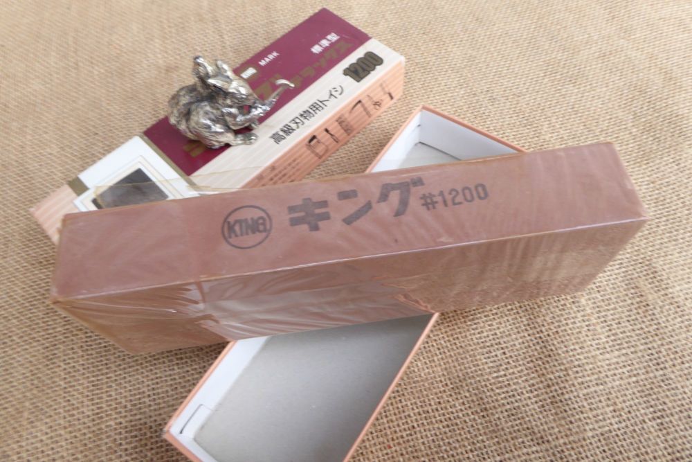 King 1200 Deluxe Stone - Sharpening Stone - Made In Japan