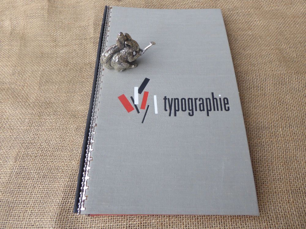 Typographie - Deberny Peignot - Type Specimen Book