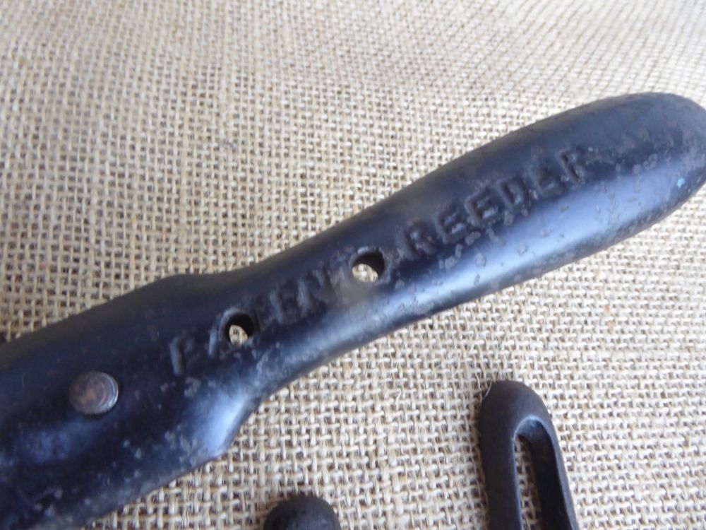 Preston's Patent 1393 Hand Reeder & Moulding Tool
