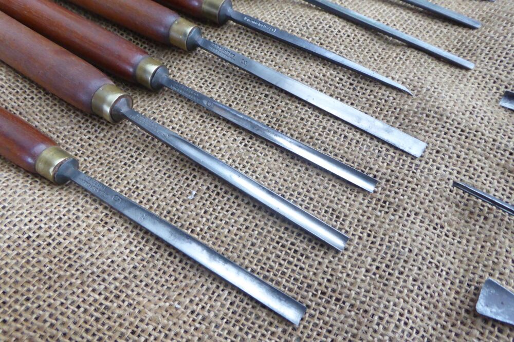 Job Lot Of 20 JB & SJ Addis Wood Carving Tools