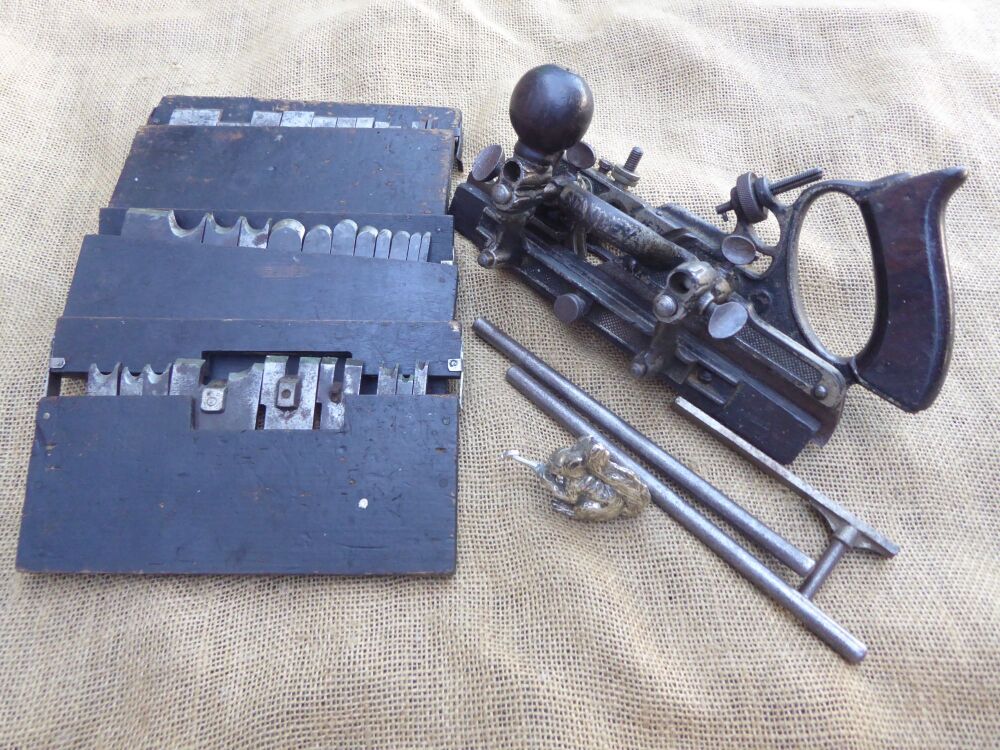 Stanley (SW) Sweetheart No.45 Combination Plane With 34 Cutters For RESTORATION