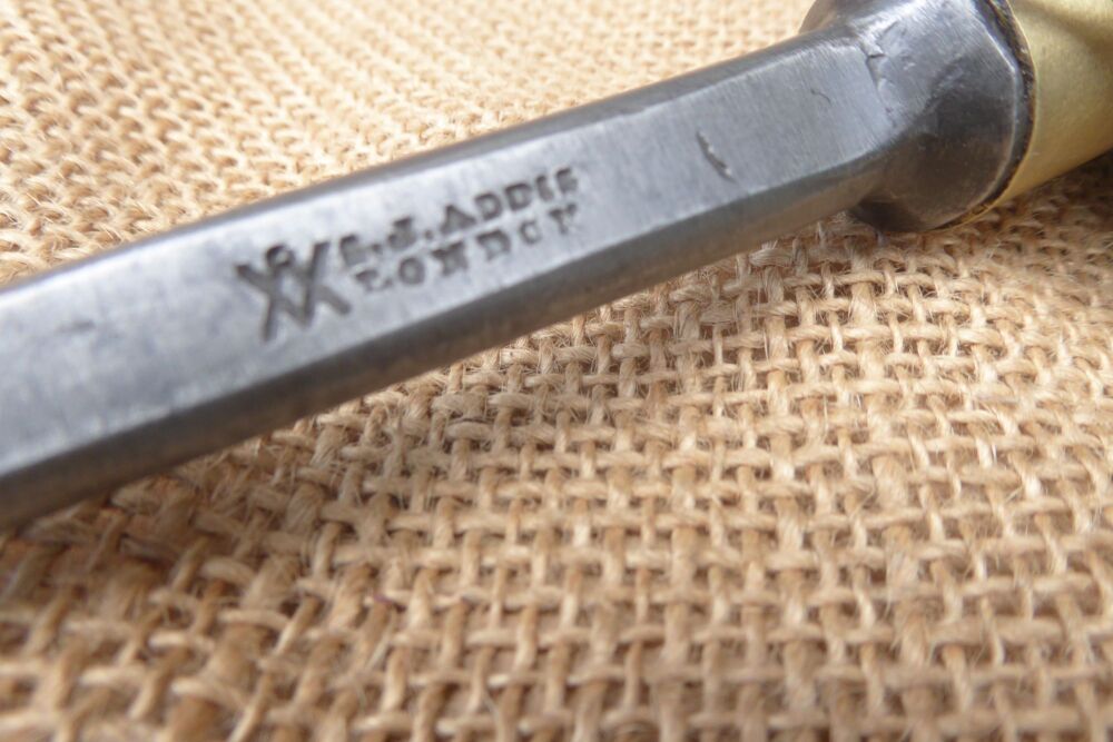S J Addis (London) 7/8" Fishtail Spoon Carving Gouge