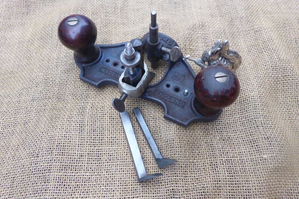 Record No.071 Router Plane With Depth Stop, Guide & Set Of 3 Irons