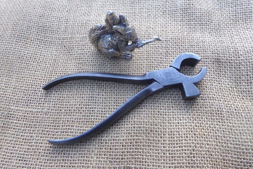 Timmins & Sons Lasting / Nail Puller Cobblers' Pliers