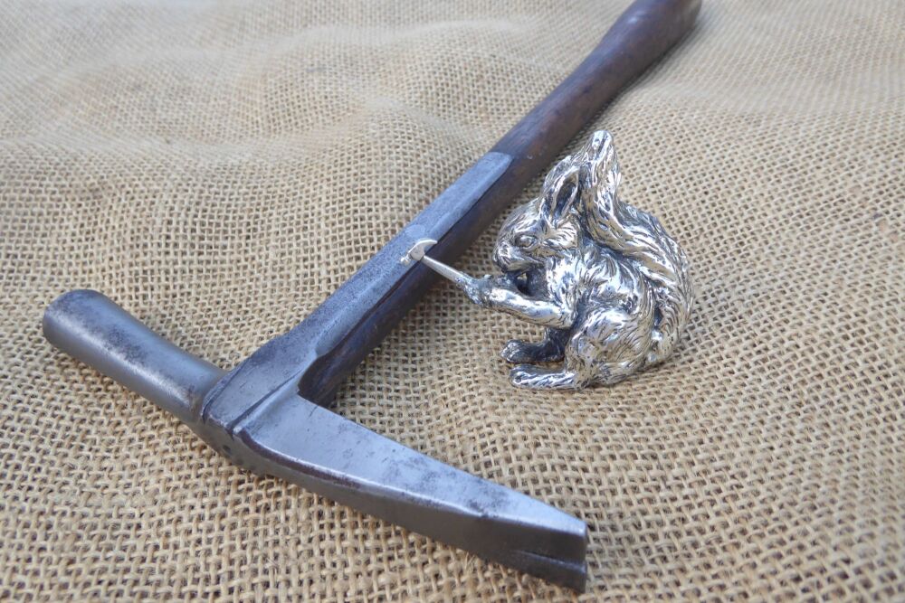 W & C Wynn Strapped Saddlers / Tack Hammer