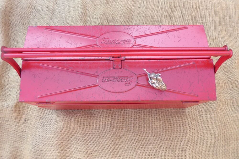 Vintage Snap On Cantilever Toolbox