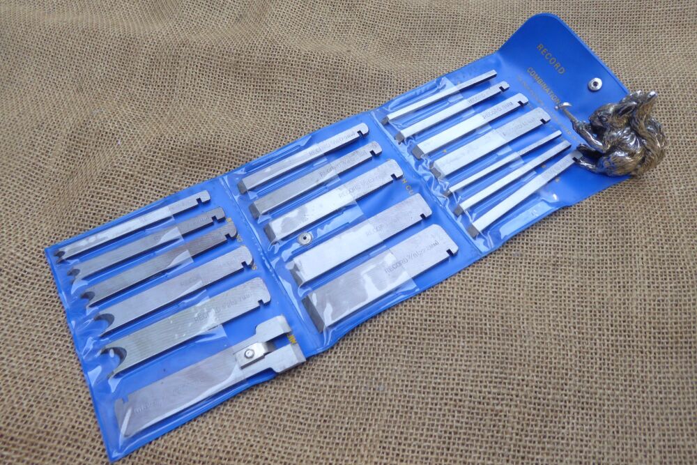 Set Of 18 Record 050c Combination Plane Cutters / Irons