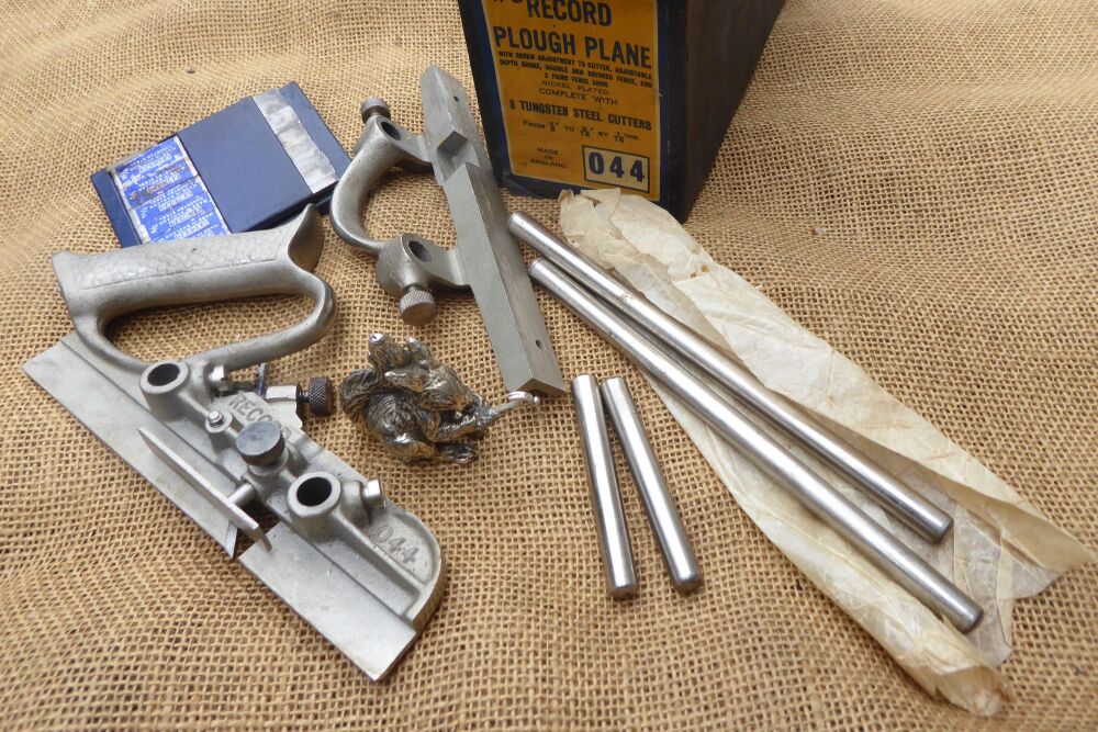 Record 044 Plough Plane With Cutters