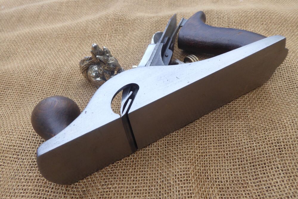 Stanley No. 10 1/2 Carriage Makers' Plane With SW Iron