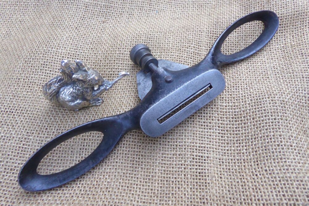 Edward Preston 1390 Flat Sole Spoke Shave