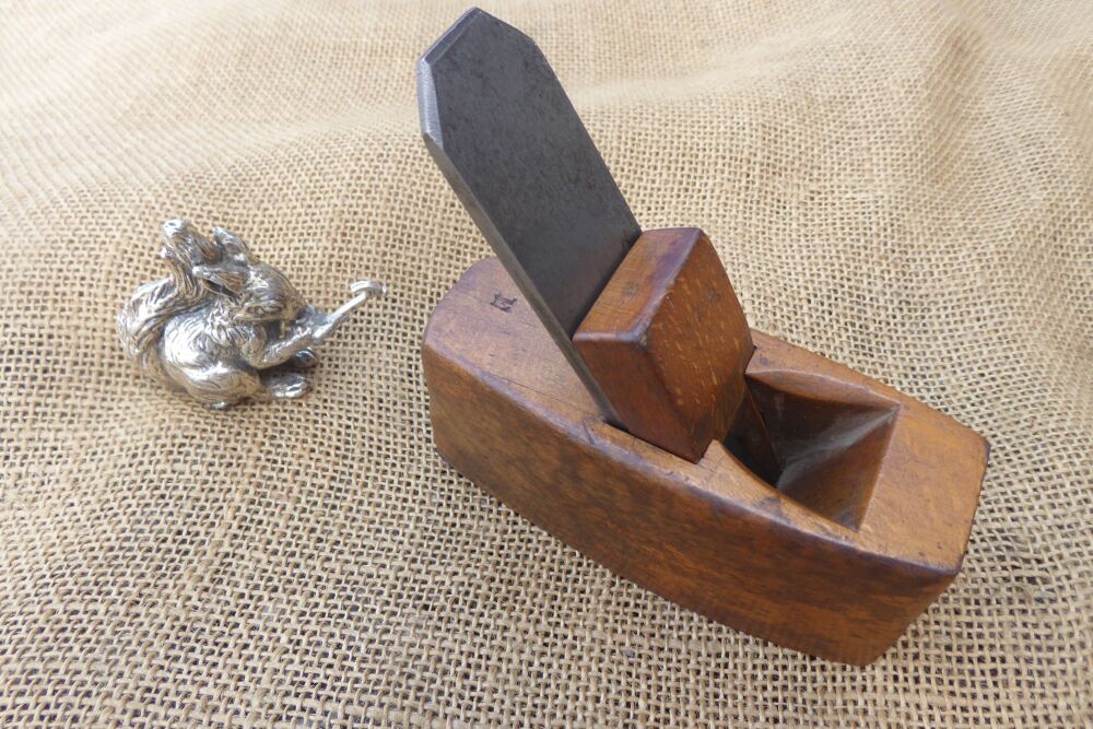 Wooden Concave Radius Plane - 4 1/2" Length