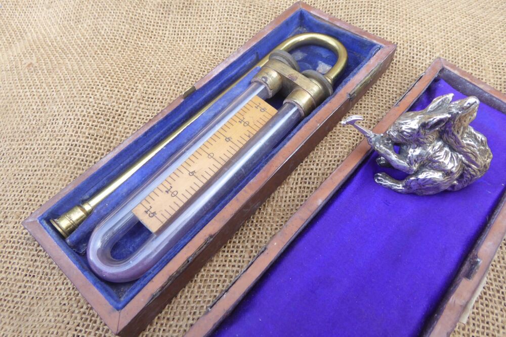 Vintage Pressure Gauge (Vintage Gas Gauge)