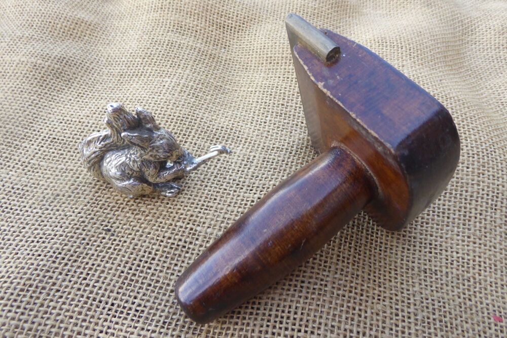 Home Made Veneering Hammer