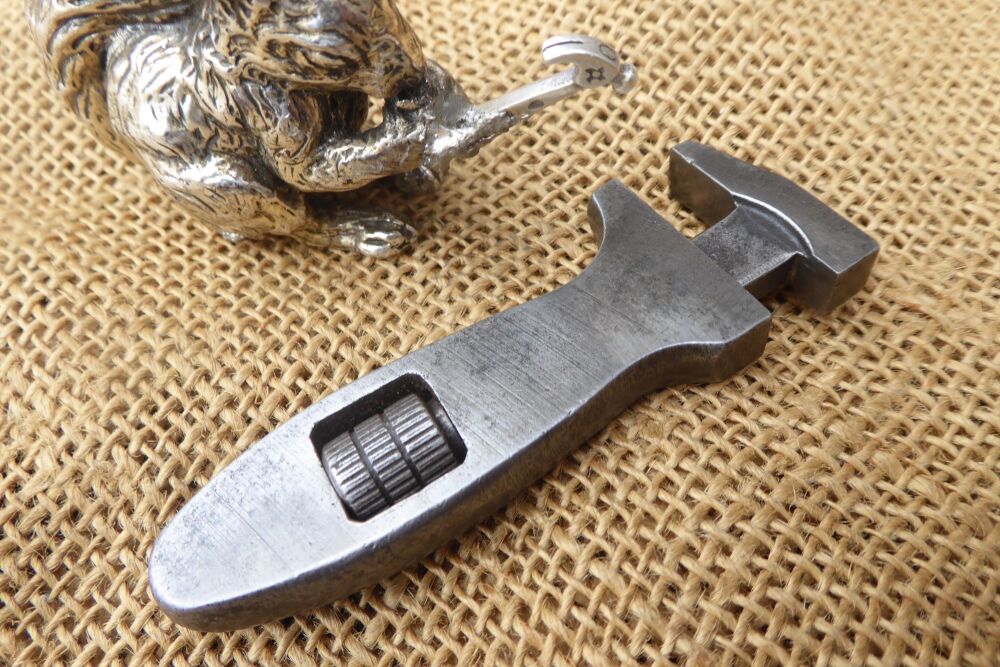 King Dick Centre Screw Wrench - 3" Total Length (Wound Down)