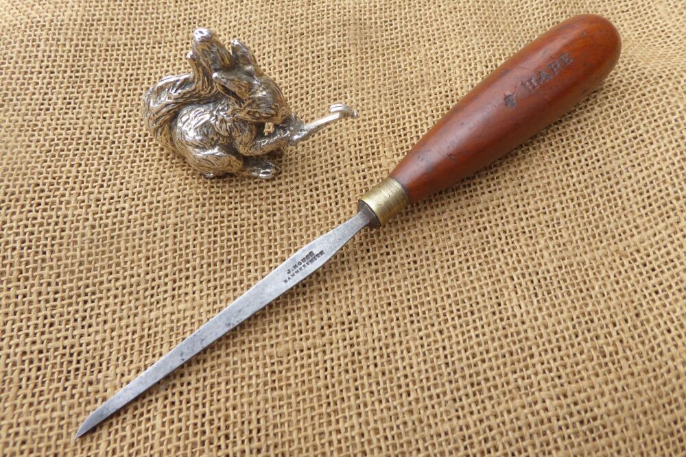 J House (Hammersmith) 1/8" Chisel