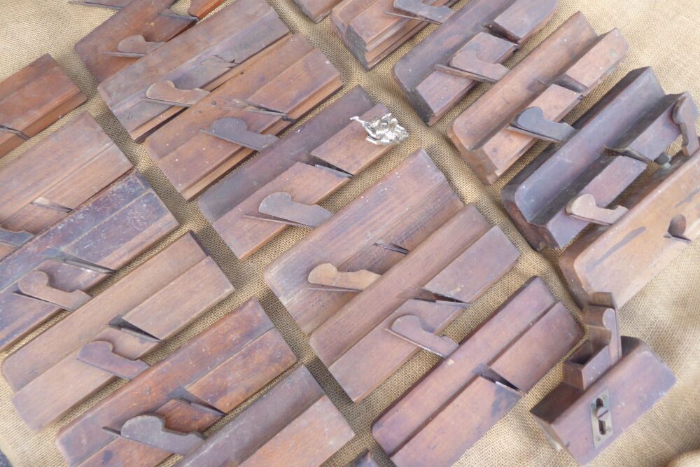 Job Lot Of 22 Wooden Moulding Planes Etc For Restoration