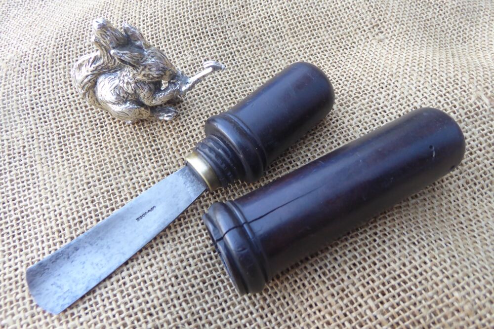 Antique Gowcock Pocket Gouge