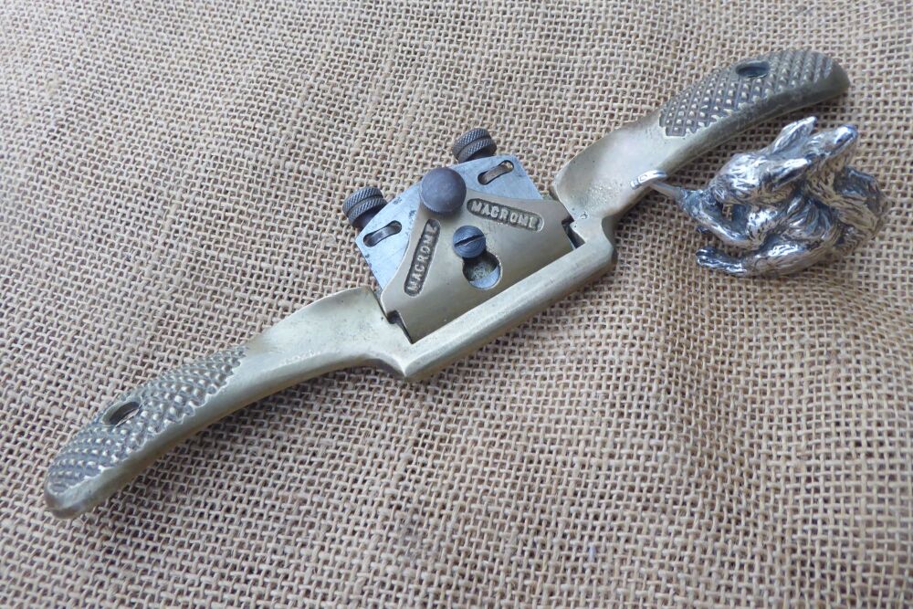 Macrome 2 1/8" Brass Flat Sole Spoke Shave