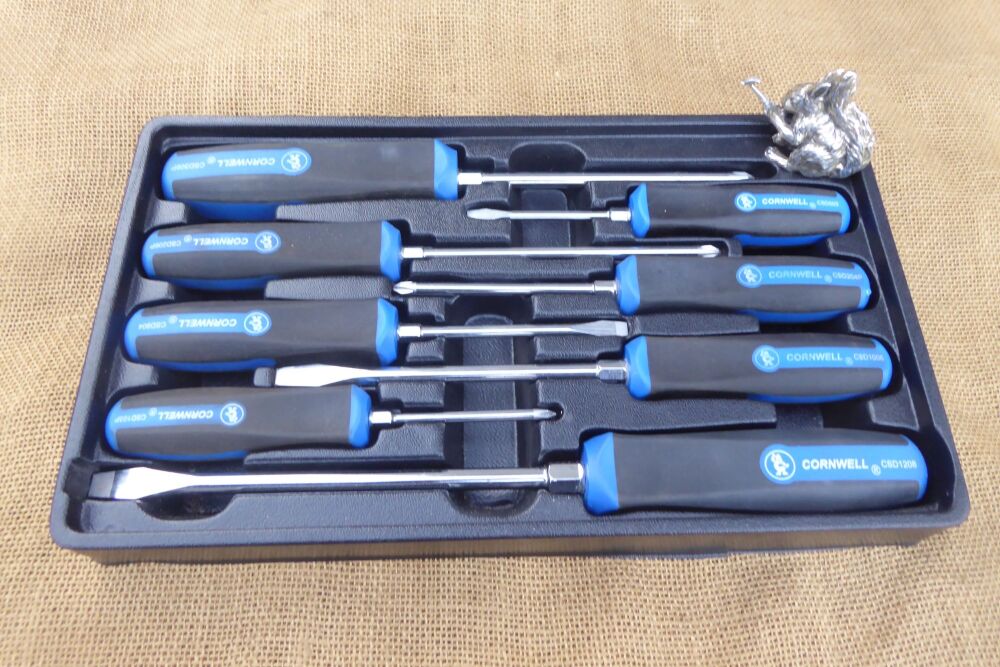 Set Of 8 Cornwell CSD Flat Head & Cross Head Screwdrivers