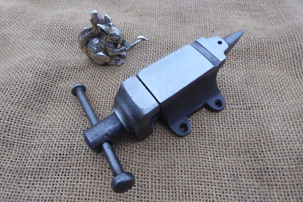 Small Vintage Bench Jewellers Type Vice