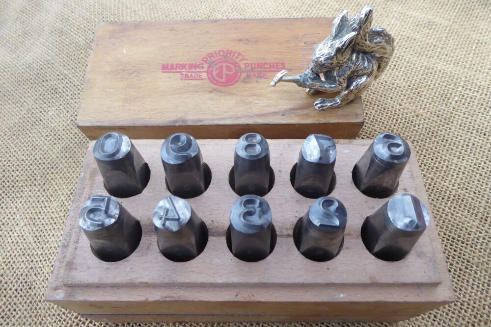 Pryor 3/8" Number Stamp Set / Punches