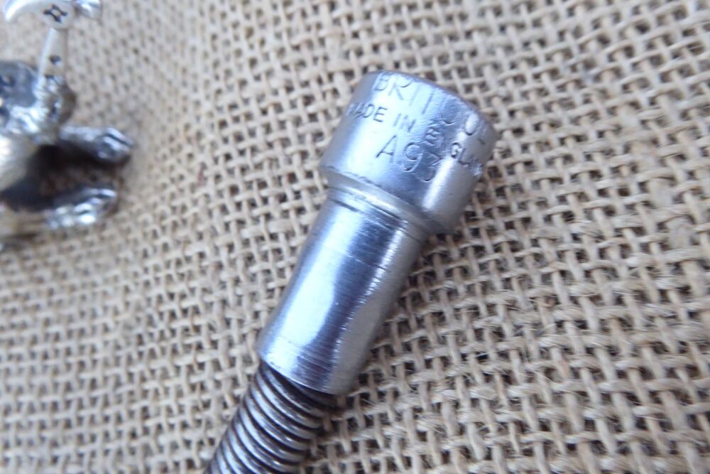 Britool A93 Flexible Extension Bar - 3/8" Drive - 8 1/2" Total Length