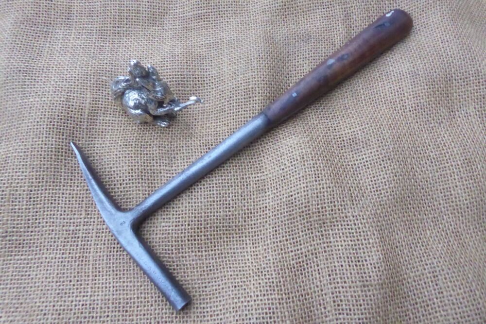 Vintage Upholsters Type Hammer - Stamped No.2