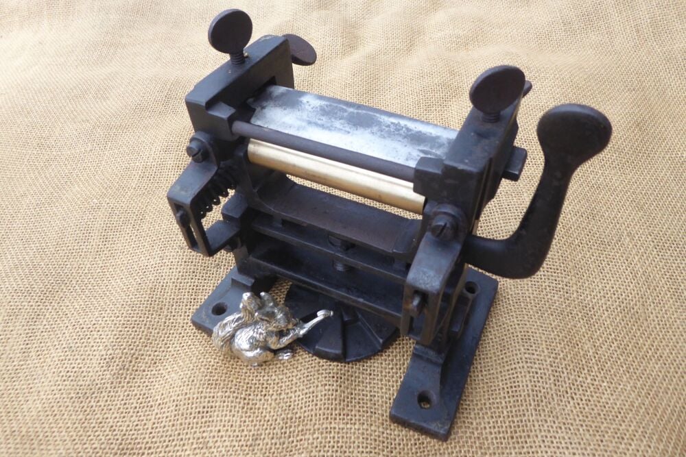 J Dixon Leather Workers' Spring Splitting Machine / Skiving / Skiver