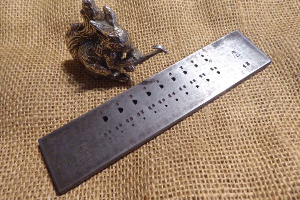 Joliot (Paris) 10-35 Jeweller's Draw Plate - D Shaped