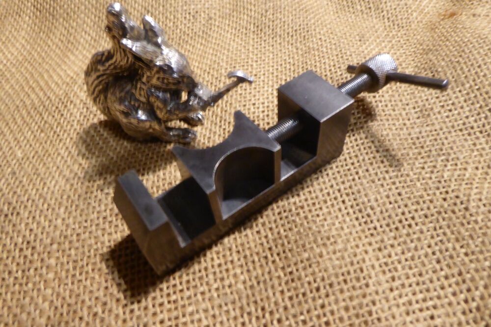 Brown & Sharpe 7/8" Width Toolmakers' Clamp / Vice