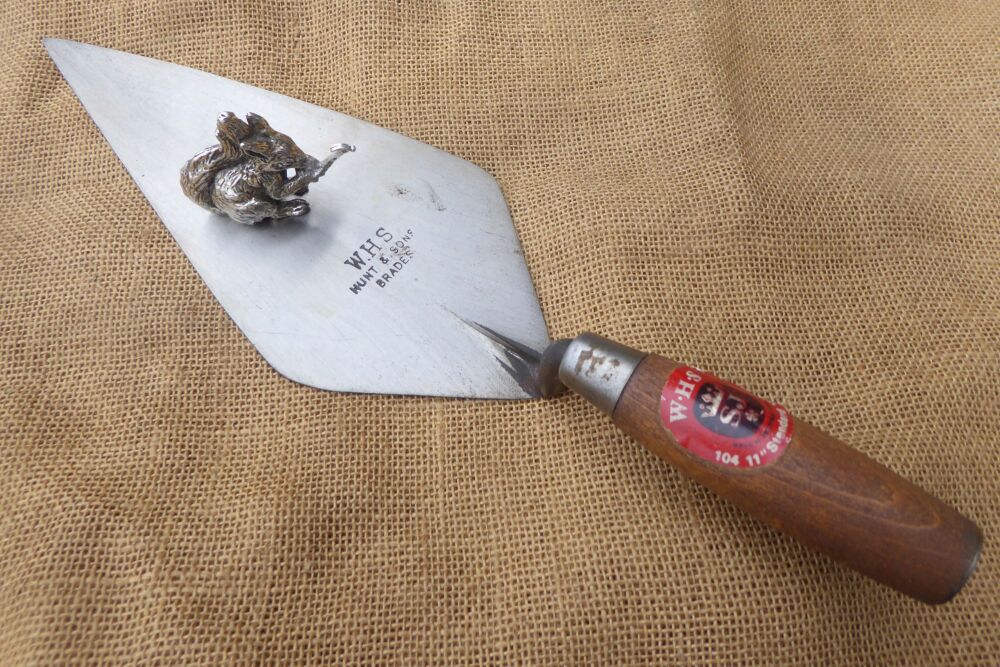 Stunning 11" WHS Hunt & Sons / Brades Mason / Bricklayers' Trowel No.104
