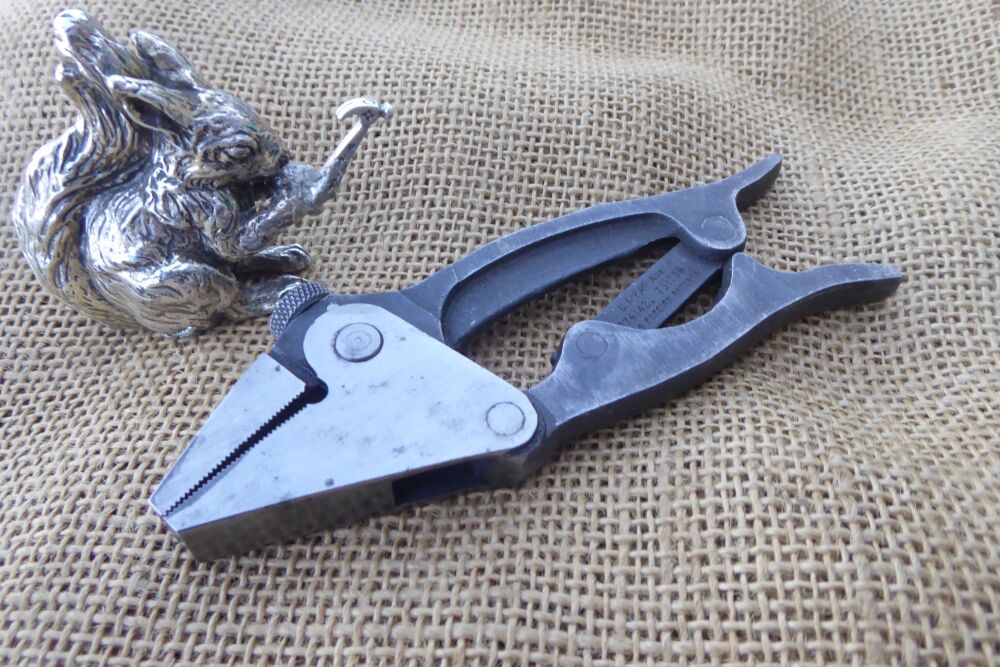 Vintage Speetog Plier Clamp