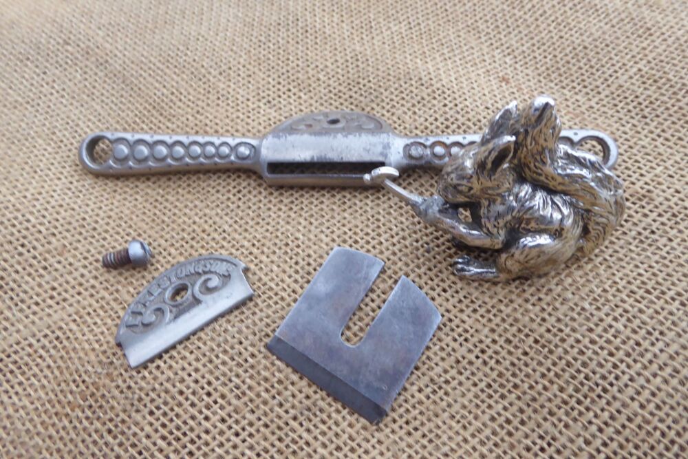 E Preston & Sons No.1377 Curved Sole Spoke Shave