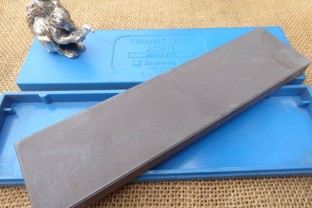 Spyderco Ceramic Whet Stone - Medium Grit