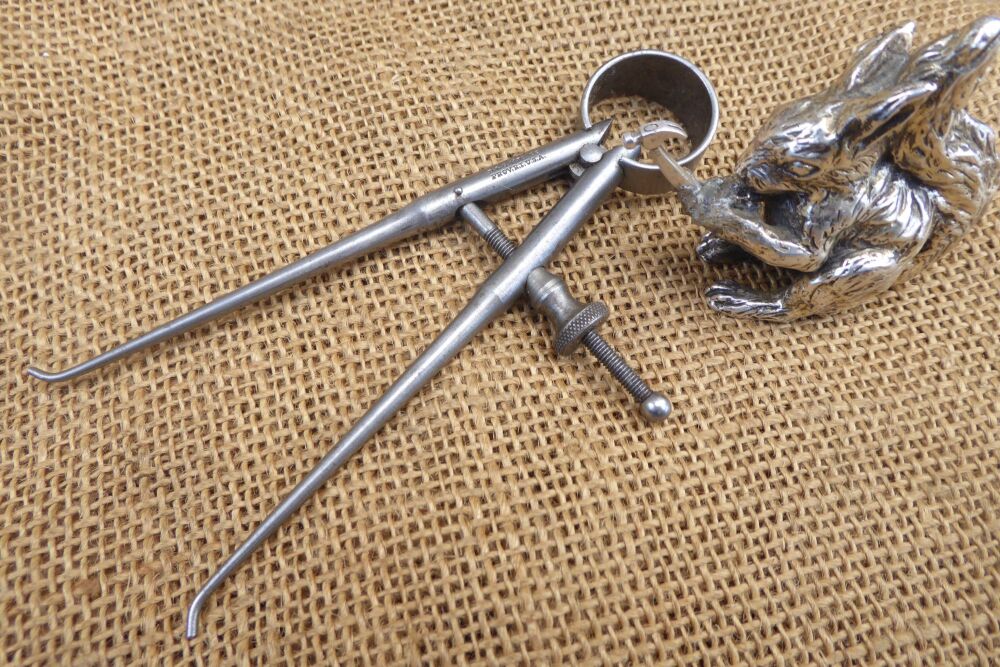 Brown & Sharpe Mfg. Co. 3" Round Leg Toolmakers' Inside Calipers