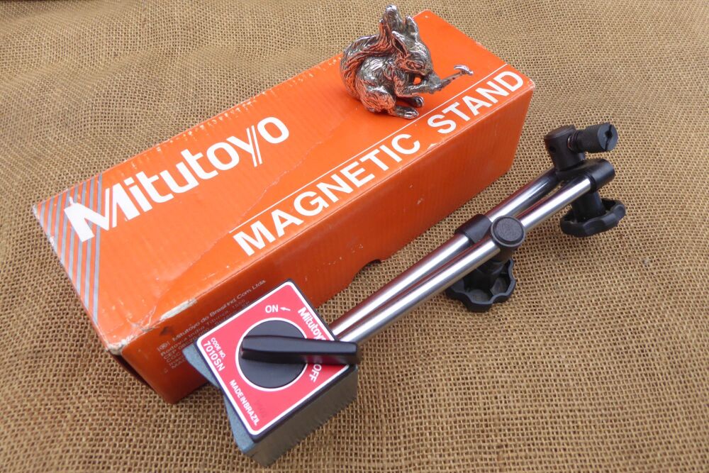 Mitutoyo 7010 SN Magnetic Stand