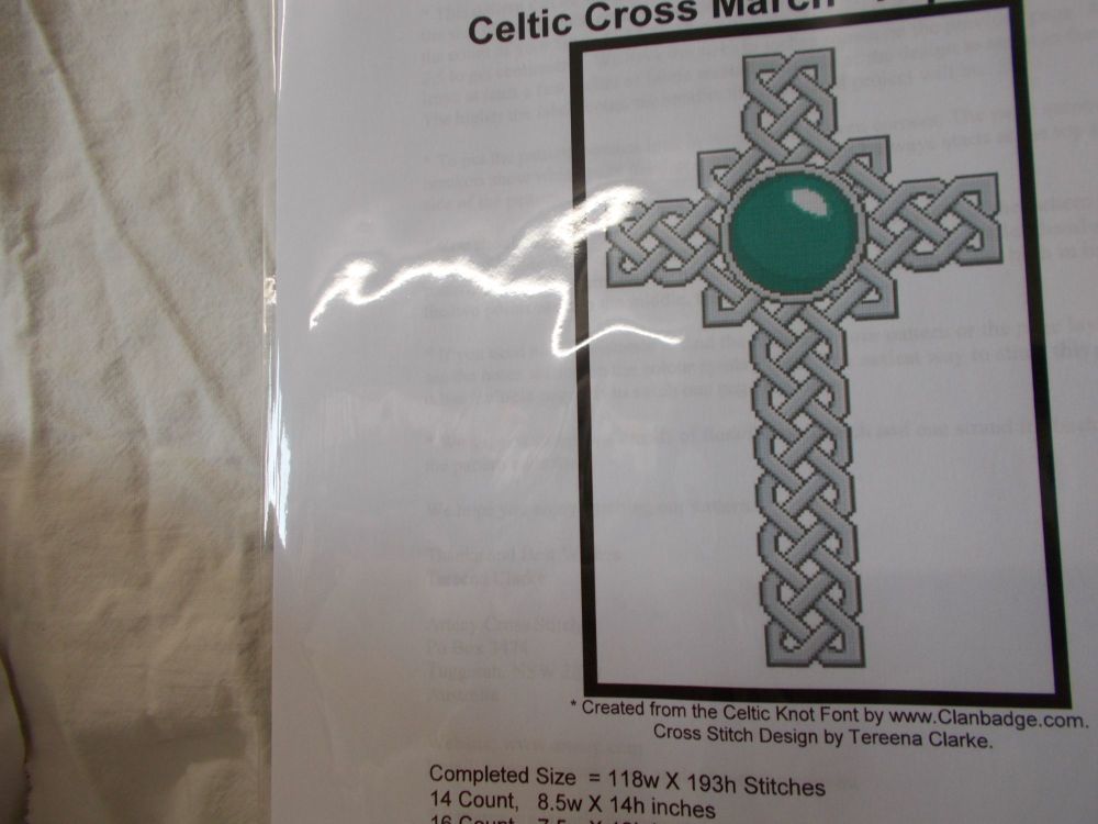 Celtic cross March - Aquamarine chart