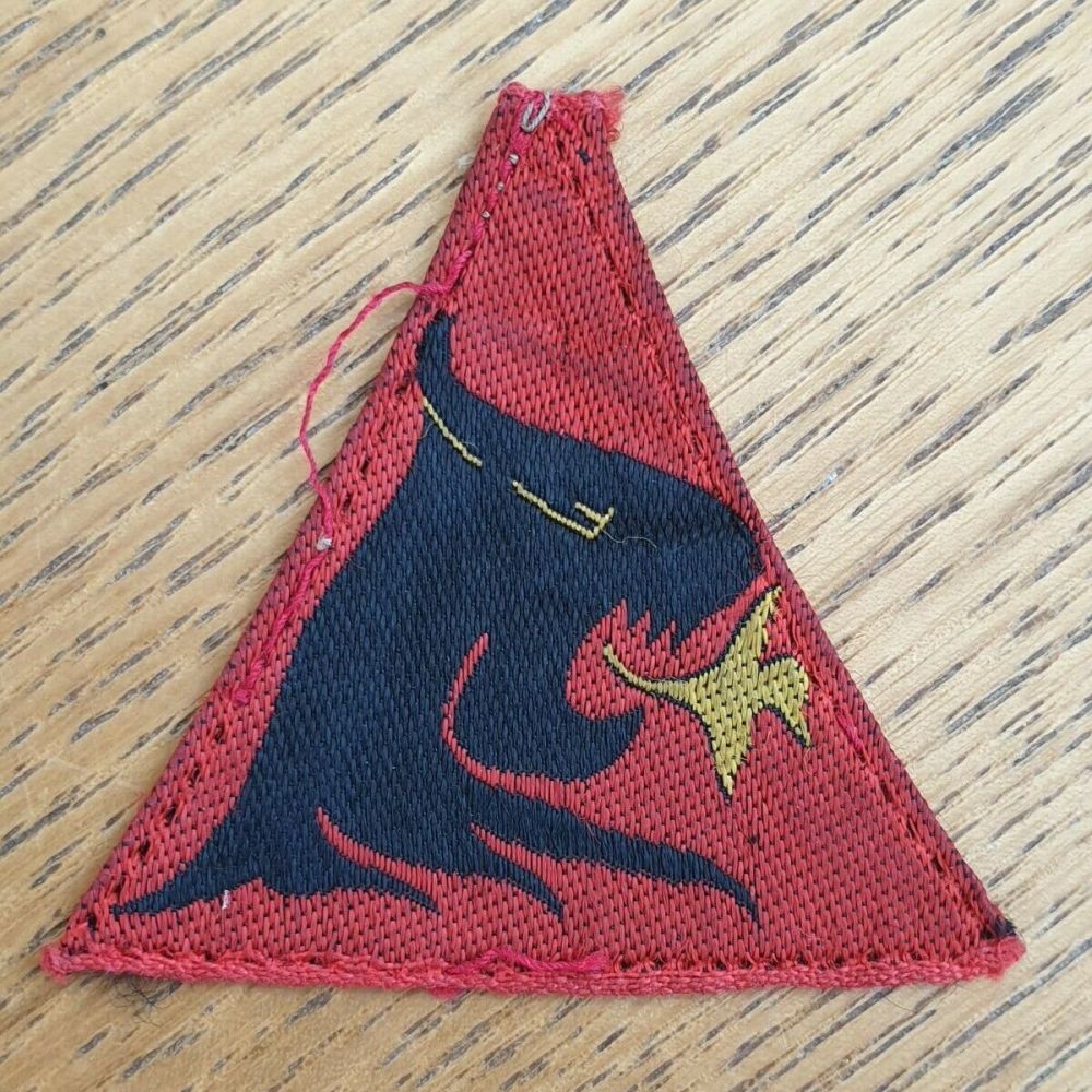 BRITISH 19TH INFANTRY BRIGADE EMBROIDERED FORMATION SIGN BADGE -